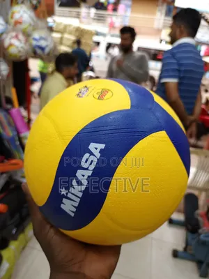 Mikasa V200w Volleyball.