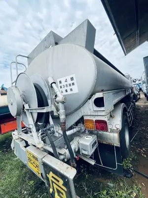 Isuzu Fuel Tank With 12000 Litres