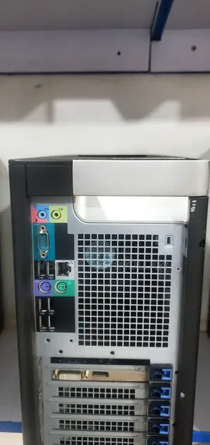 Desktop Computer Dell 4GB Intel Xeon SSD 500GB