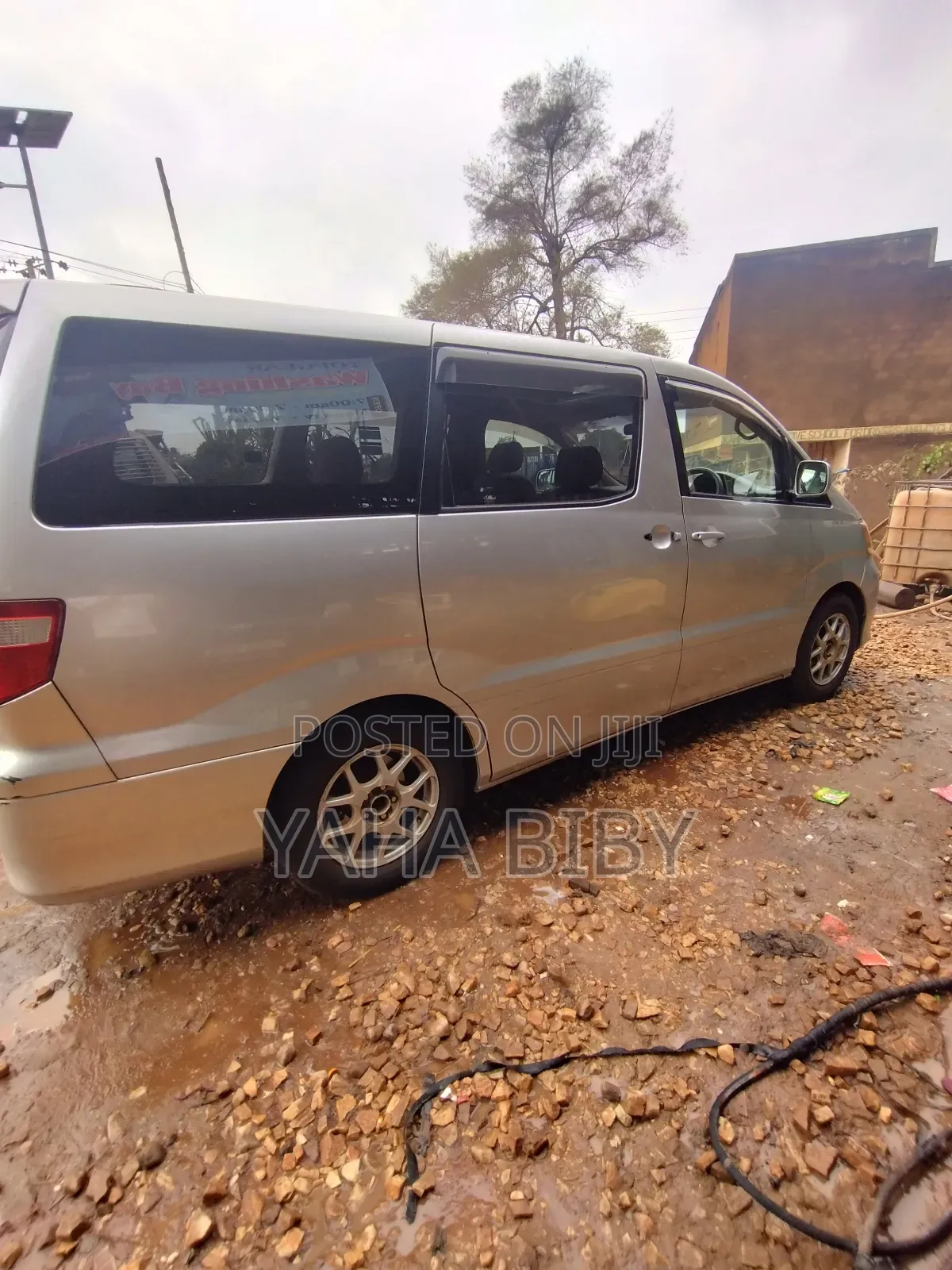 Toyota Alphard 2.4 Petrol FWD 2002 Gray
