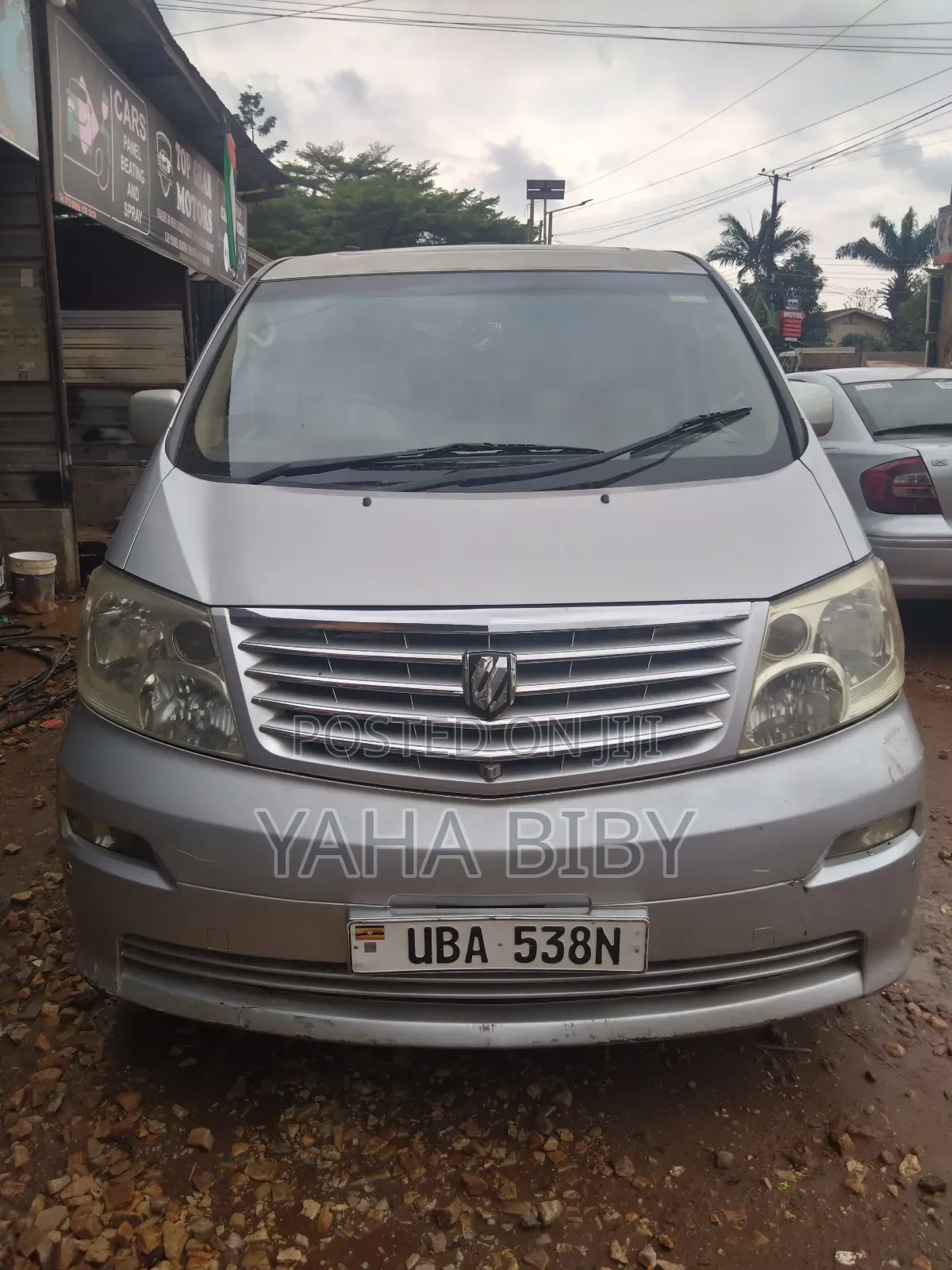 Toyota Alphard 2.4 Petrol FWD 2002 Gray