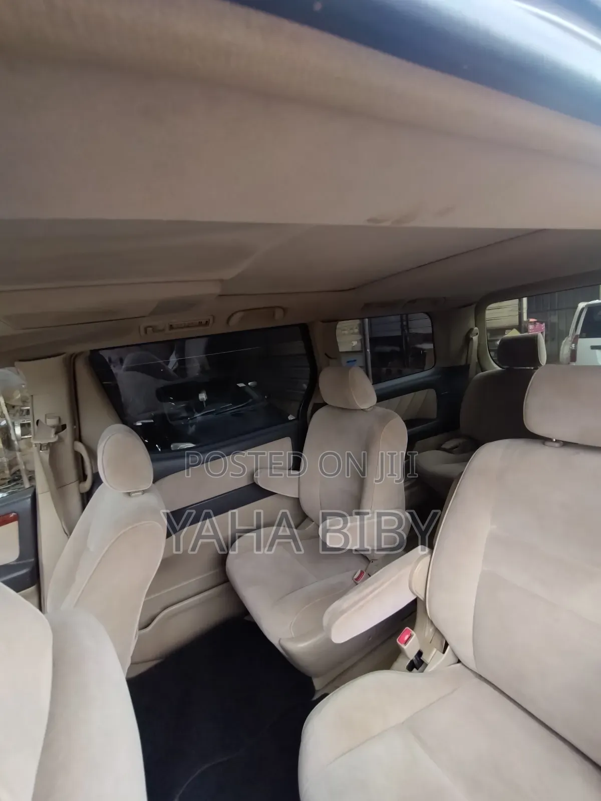Toyota Alphard 2.4 Petrol FWD 2002 Gray