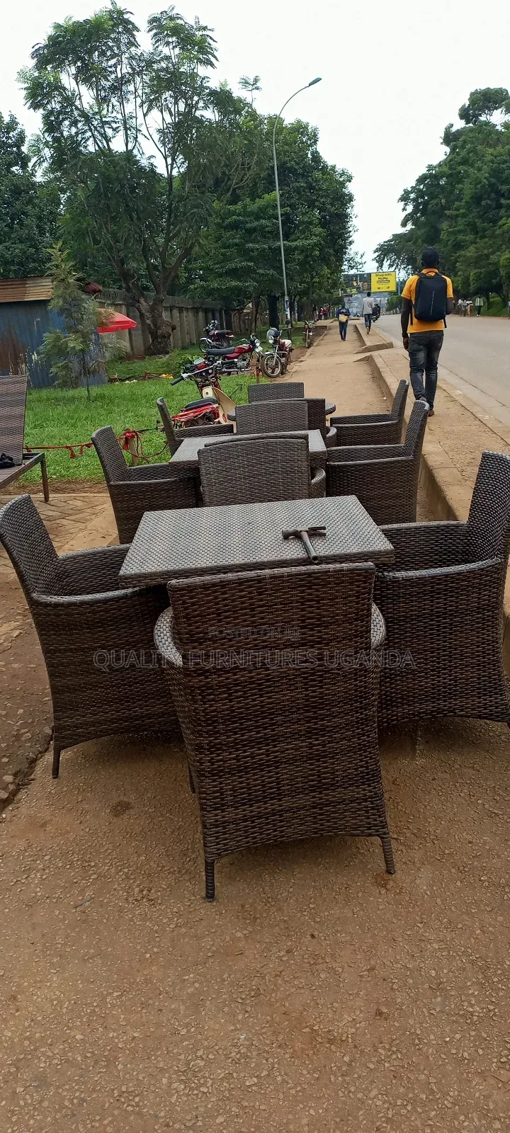 4 Sitter Rattan Dining Table Set/ Brown Dining Table Set
