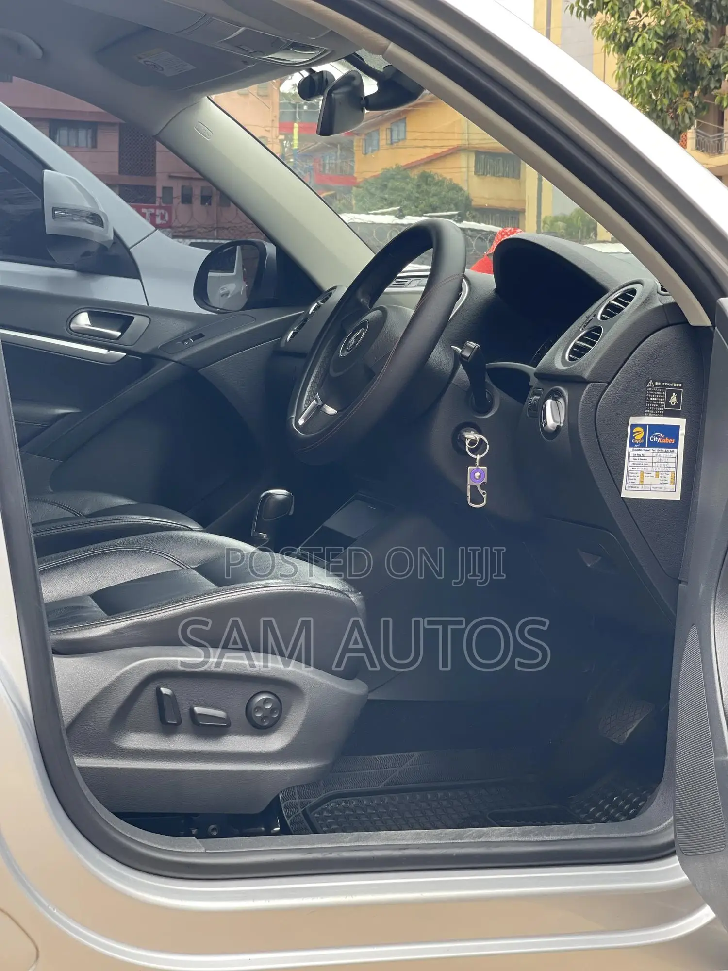 Volkswagen Tiguan 2012 Silver