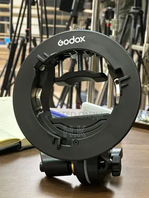 Godox S2 Speedlite Bracket for Bowens Mount.