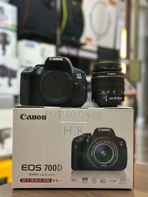 Canon Eos 700d Digital Single-Lens Reflex (Dslr) Camera