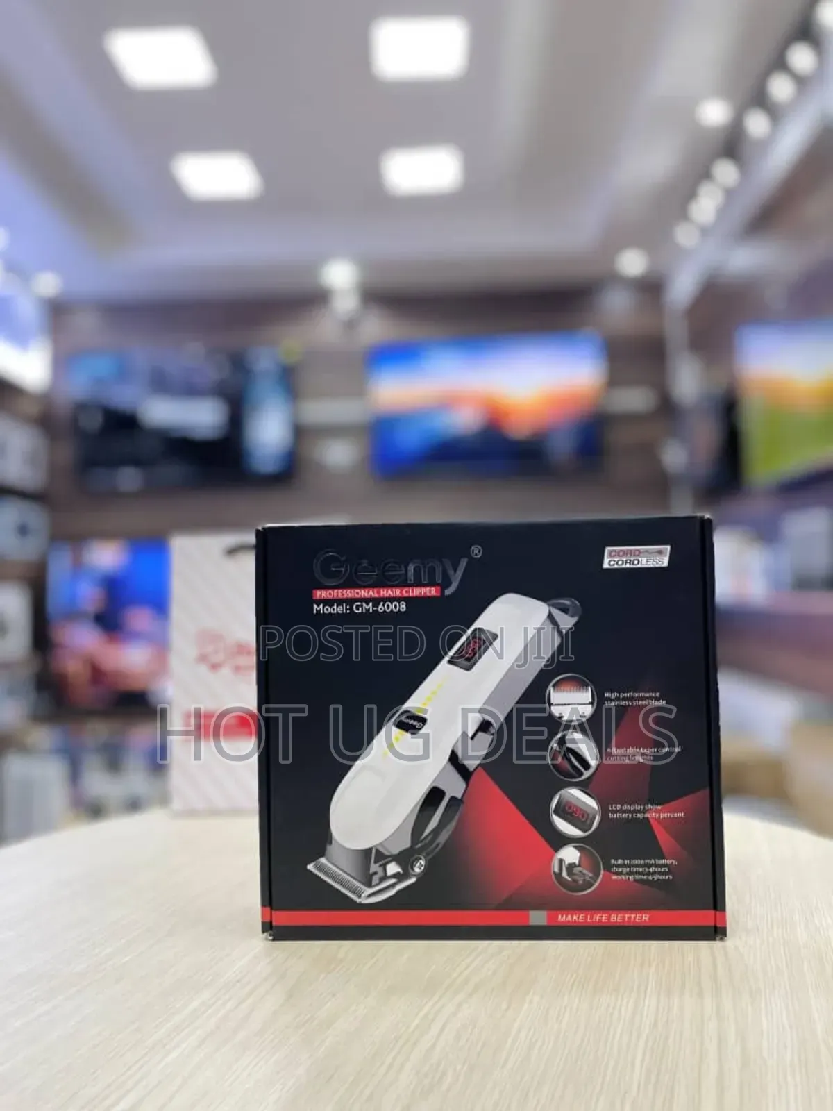 Geemy Rechargeable Cordless Shaving Machine With Battery Indicator