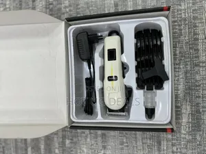 Geemy Rechargeable Cordless Shaving Machine With Battery Indicator