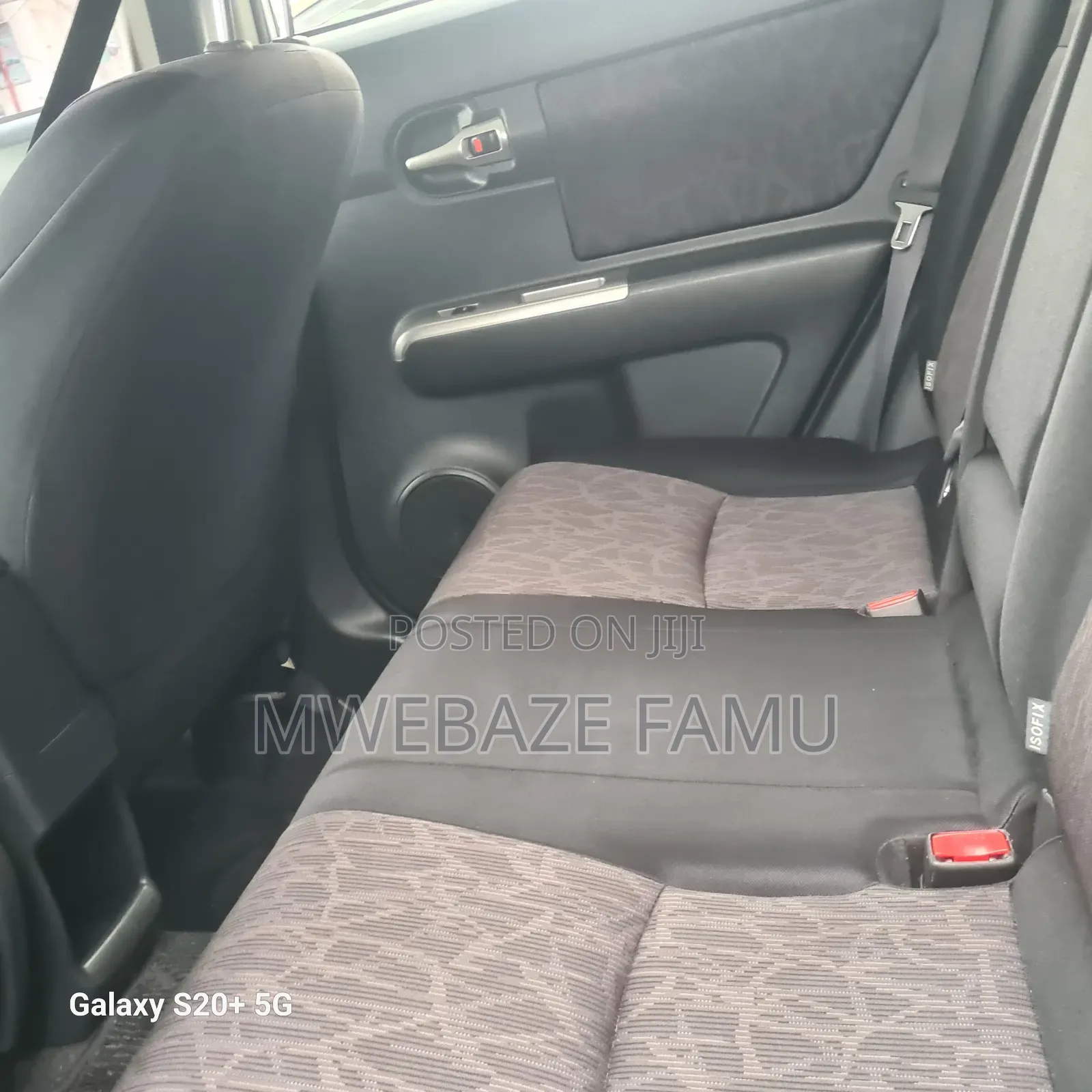 Toyota Corolla Rumion 2011