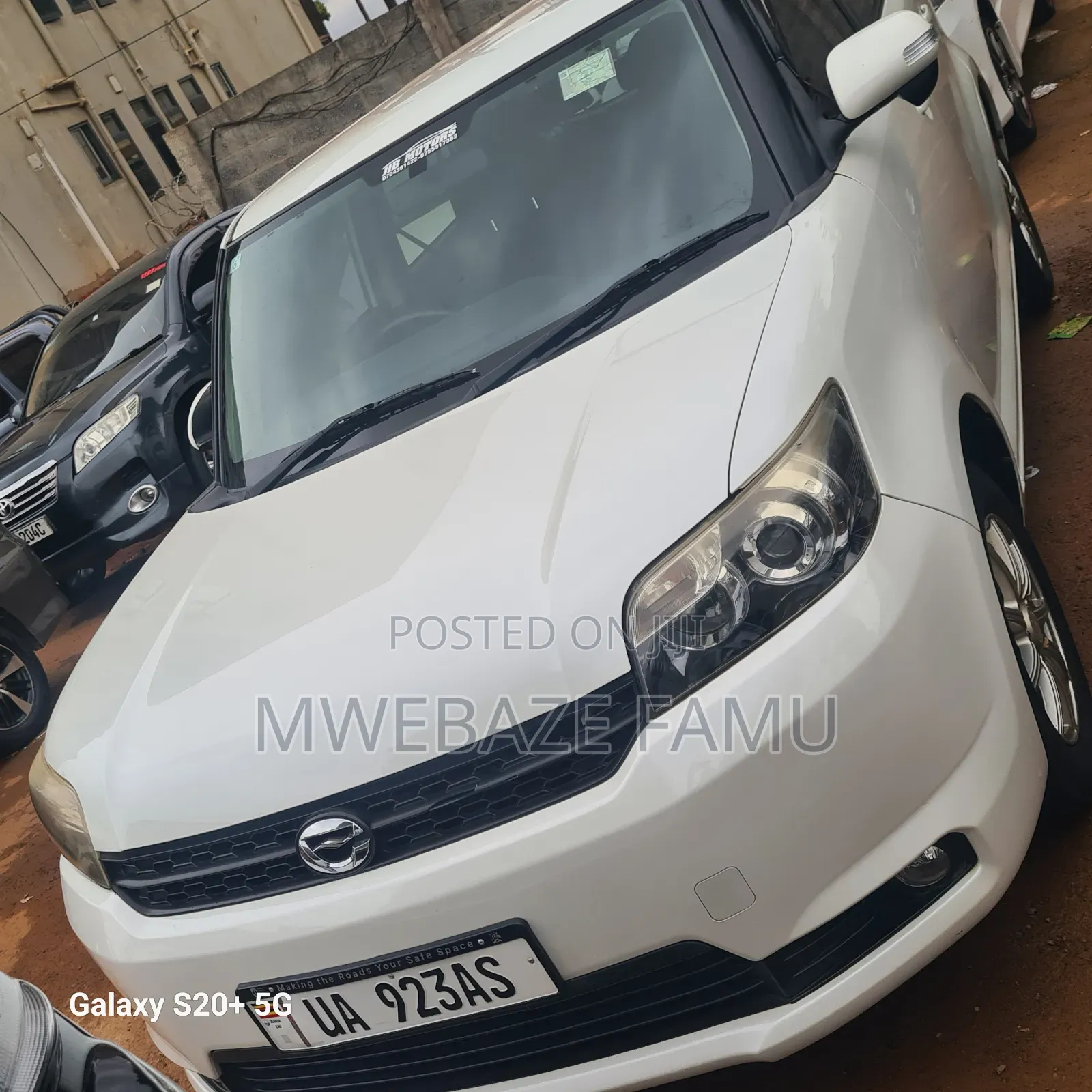 Toyota Corolla Rumion 2011