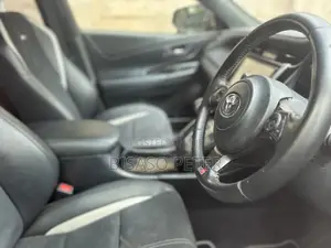 Toyota Harrier 2017 Blue