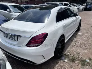Mercedes-Benz C200 2017 White