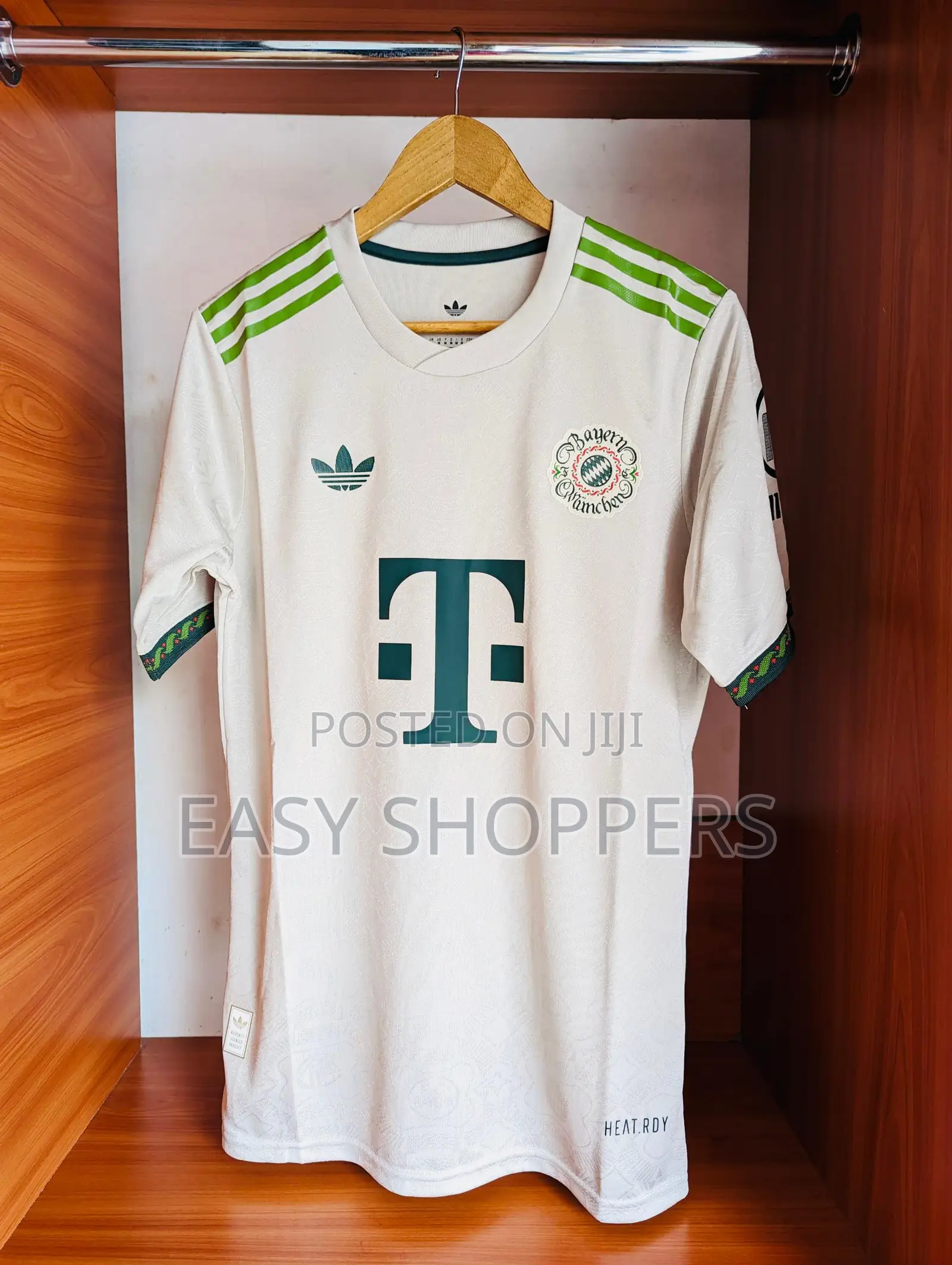 Fc Bayern Munich Oktoberfest Special Jersey for the 2025/26 Season.