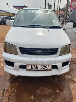 Toyota Noah 2.0 FWD (8 Seater) 2001 Pearl