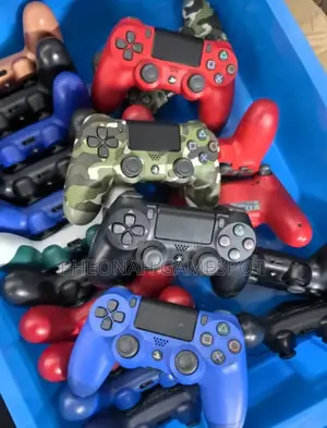 Clean Original Ps4 Controllers At Only 120000 Ugx