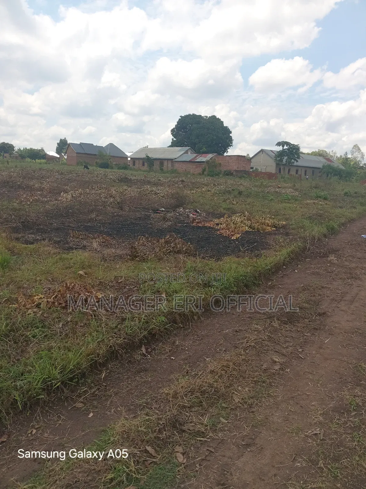 30*100fts Plot at 6m Ugx Iganga