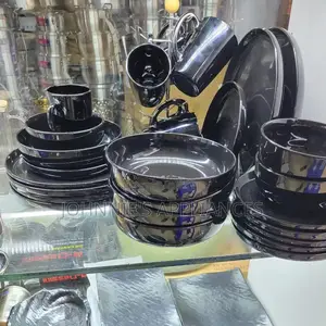 Elegant Black Ceramic Dinner Set