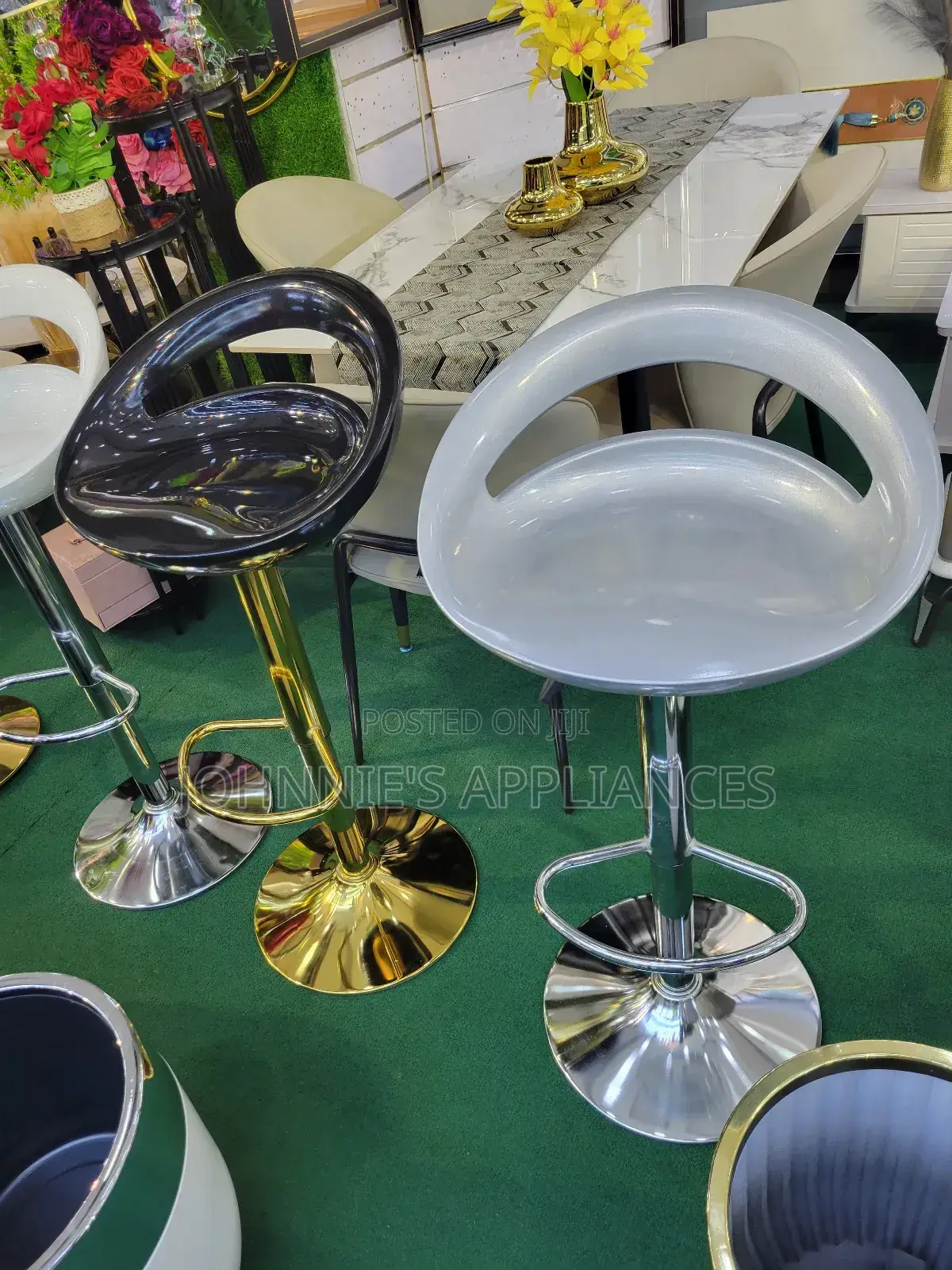 Modern Adjustable Bar Stools With Chrome Base
