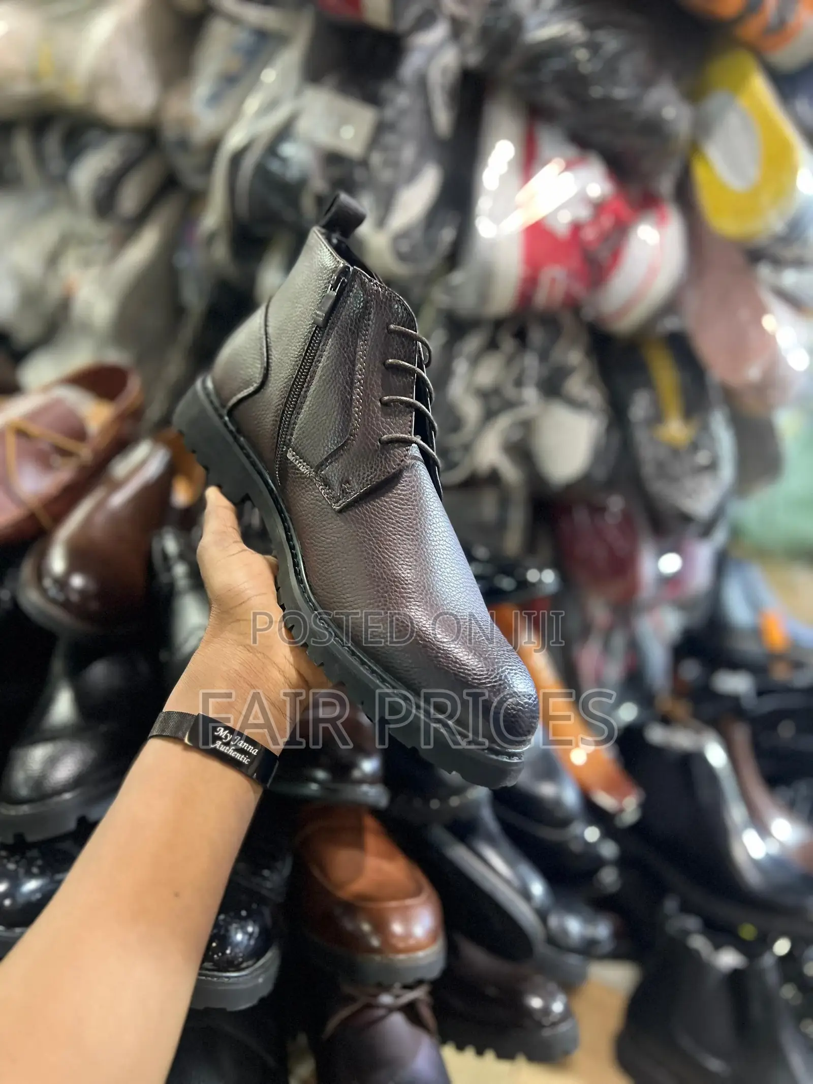 Dclassic Leather Boot Shoes Black an Brown