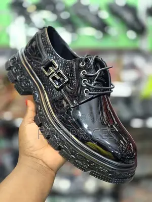 Bigsole Vuitton Shinny Loafers