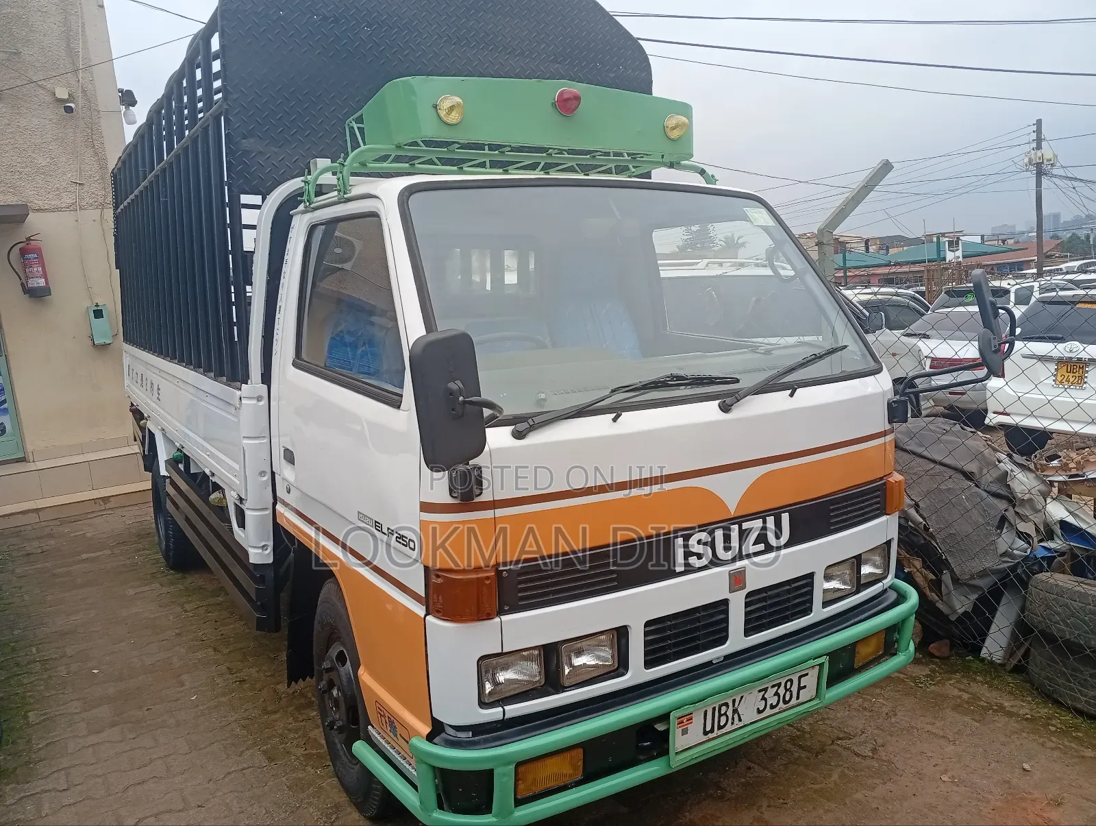 Isuzu Elf Truck 1998 White
