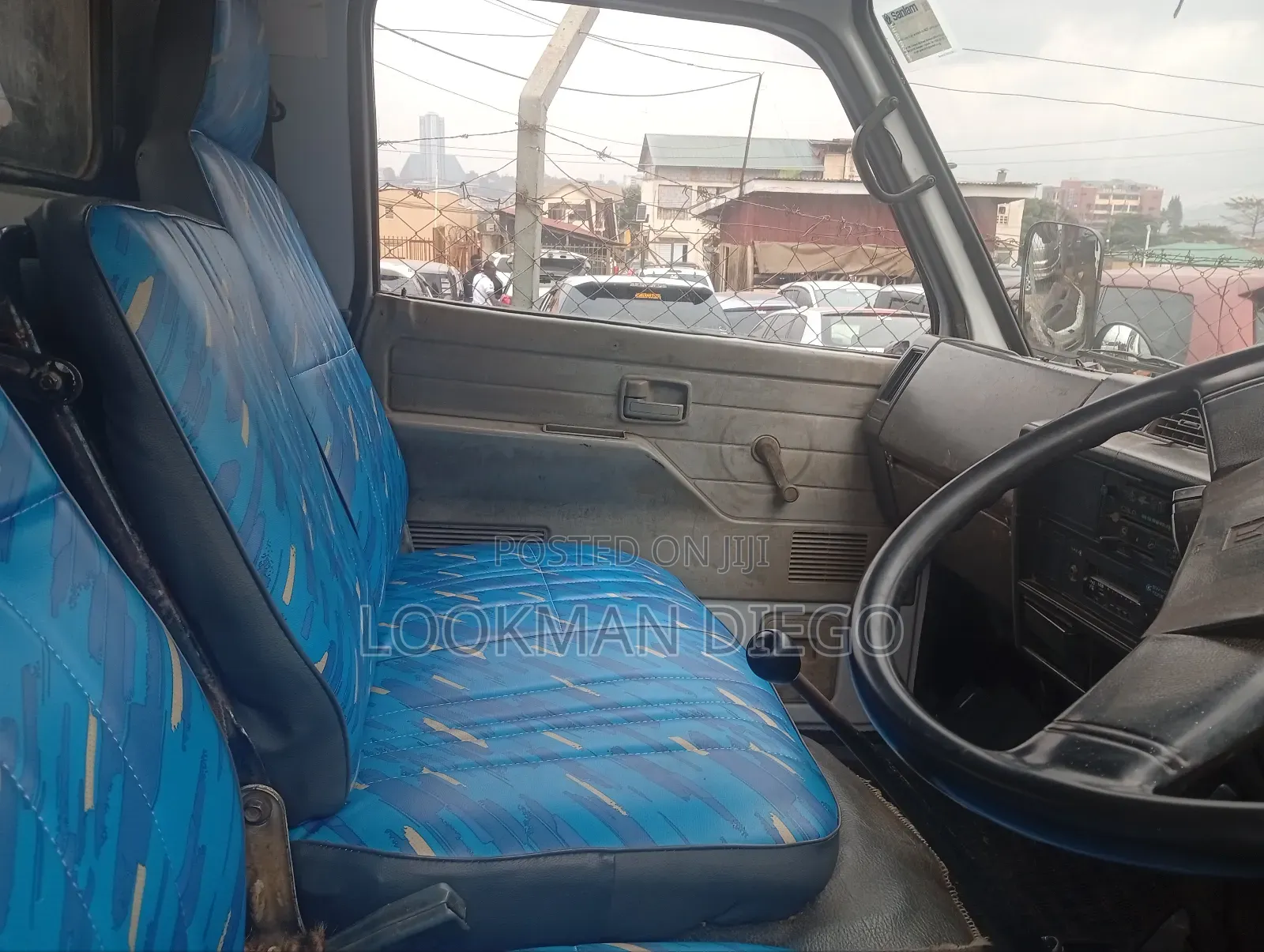 Isuzu Elf Truck 1998 White