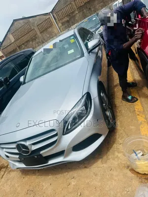 Mercedes-Benz C180 2016 Silver