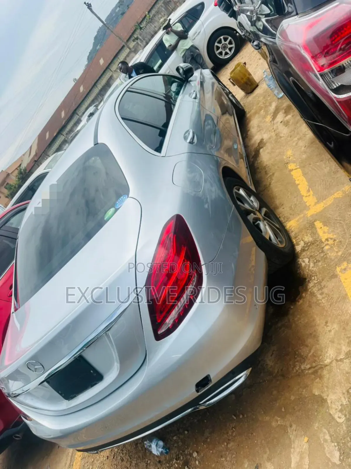Mercedes-Benz C180 2016 Silver