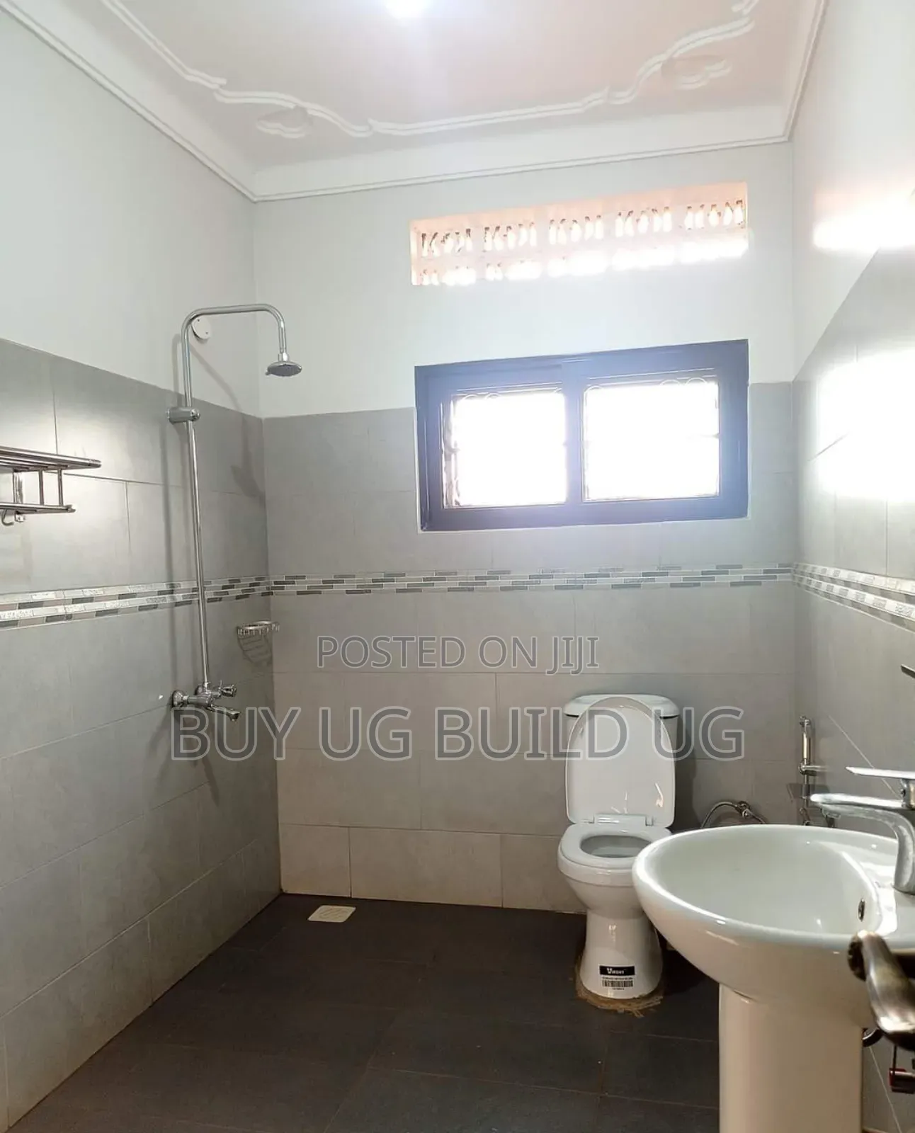2bdrm House in Kyaliwajjala Town, Central Division for rent