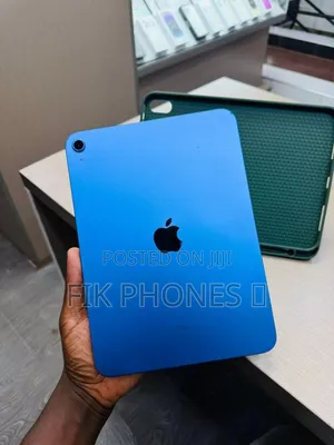 Apple iPad 10.2 (2021) 64 GB White