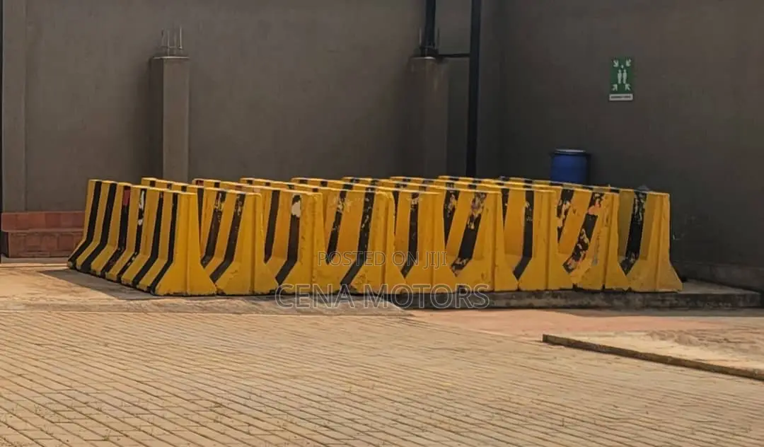 20 Decimals for Sale in Kyanja