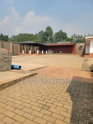 20 Decimals for Sale in Kyanja