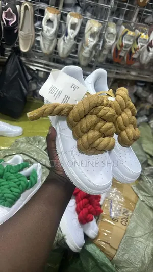 Nike Big Lace Sneakers