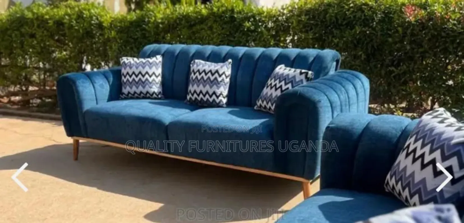 Piping Classic 3 Seater