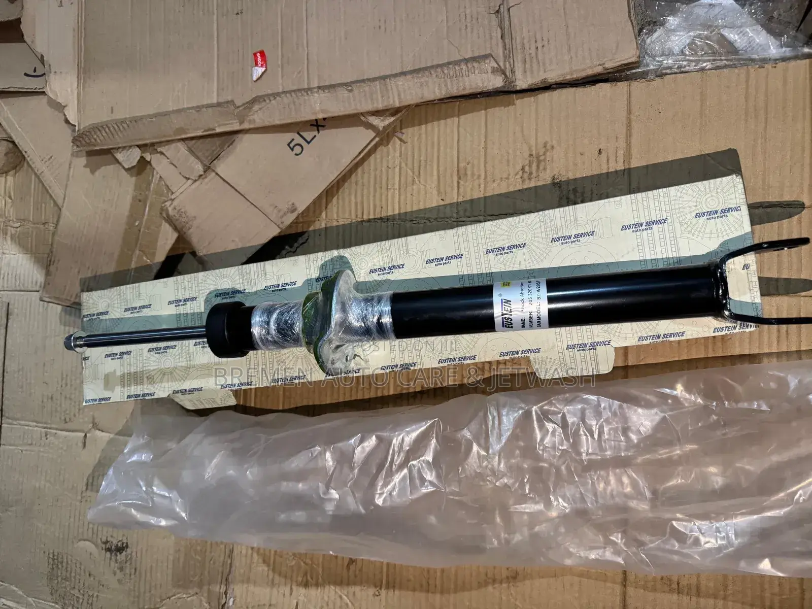 Front Shocks W205