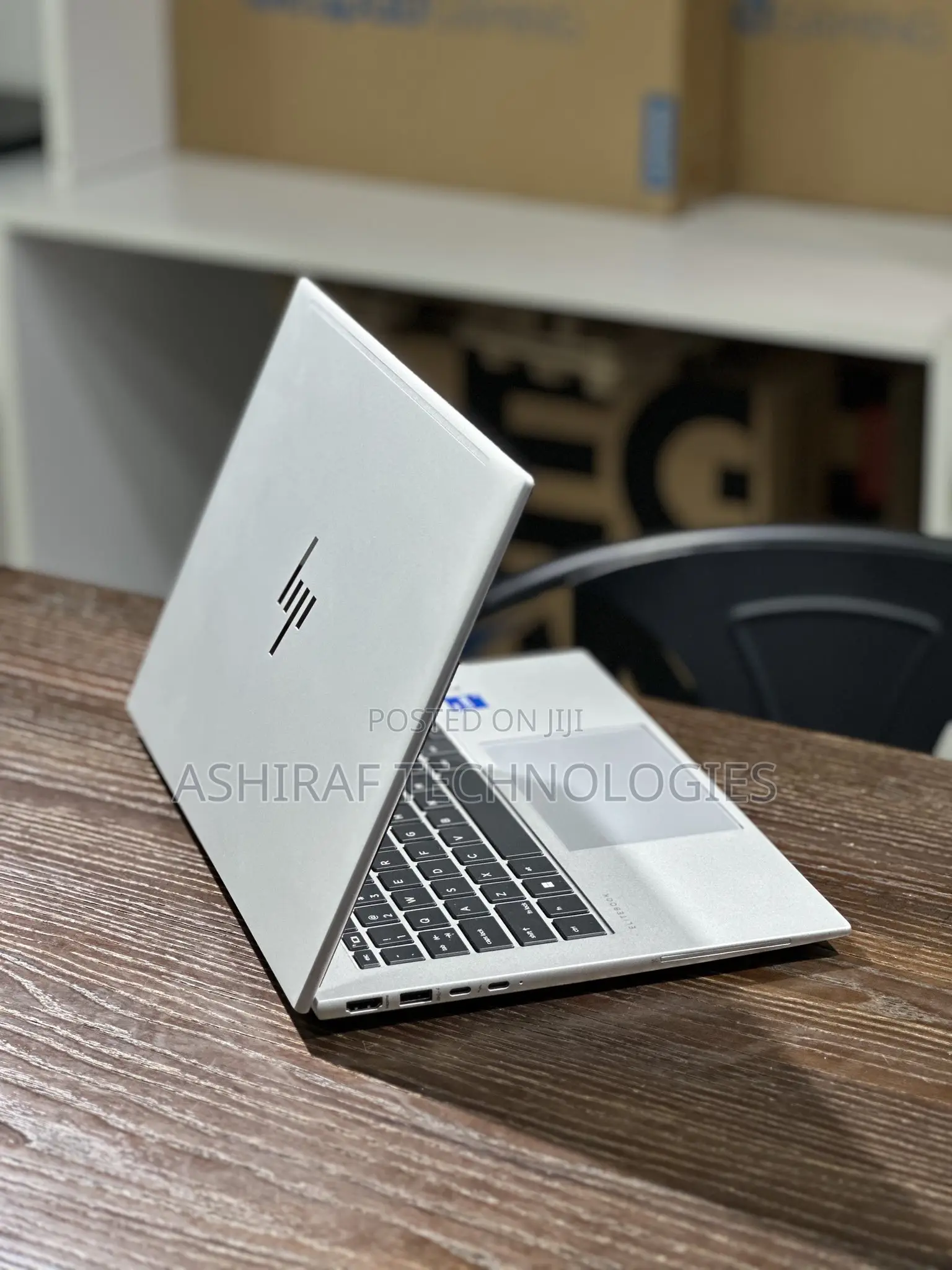 New Laptop HP EliteBook 840 G10 16GB Intel Core i7 SSD 1T