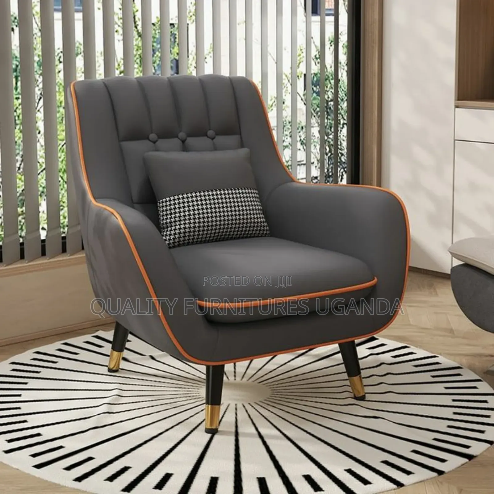 1 Sitter Luxury Couch