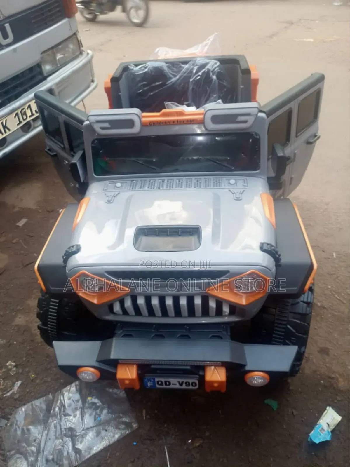 Kids Rechargeable Car Qd-V90