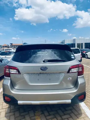 Subaru Outback 2016 Gold