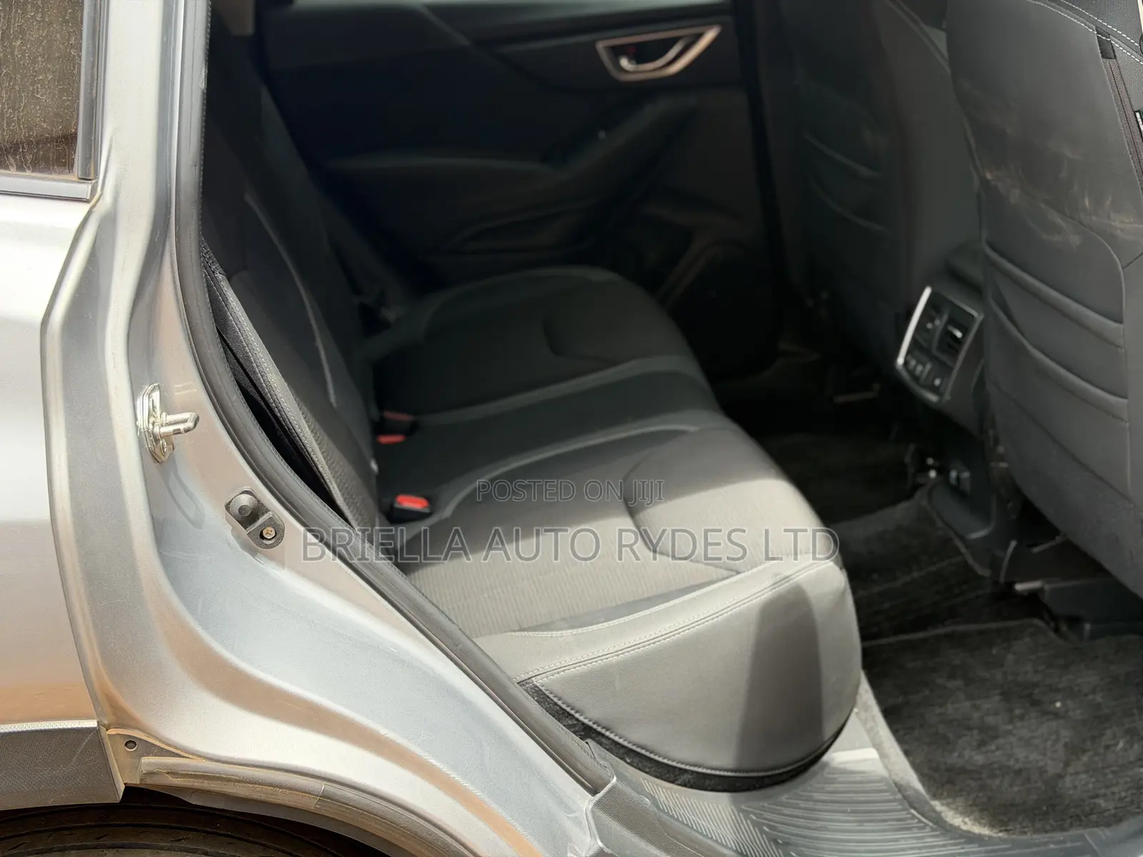 Subaru Forester 2018 Silver