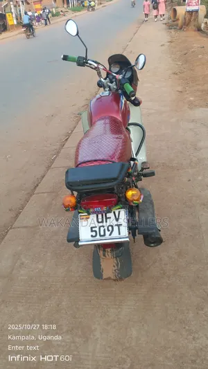Bajaj Boxer 125 2023 Red