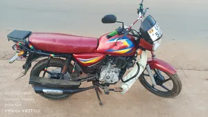 Bajaj Boxer 125 2023 Red