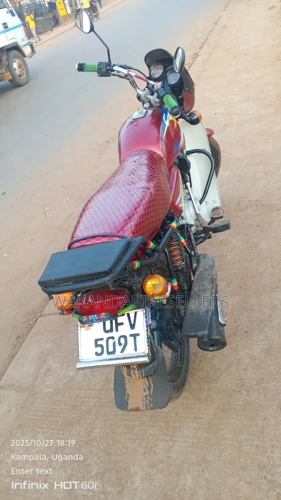 Bajaj Boxer 125 2023 Red