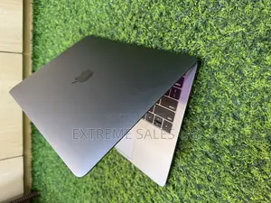 Laptop Apple MacBook Pro 2017 16GB Intel Core I5 SSD 256GB