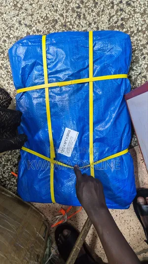 Multipurpose Waterproof Rain Tarpaulin Sheet With Eyelet (3x4 Meter)