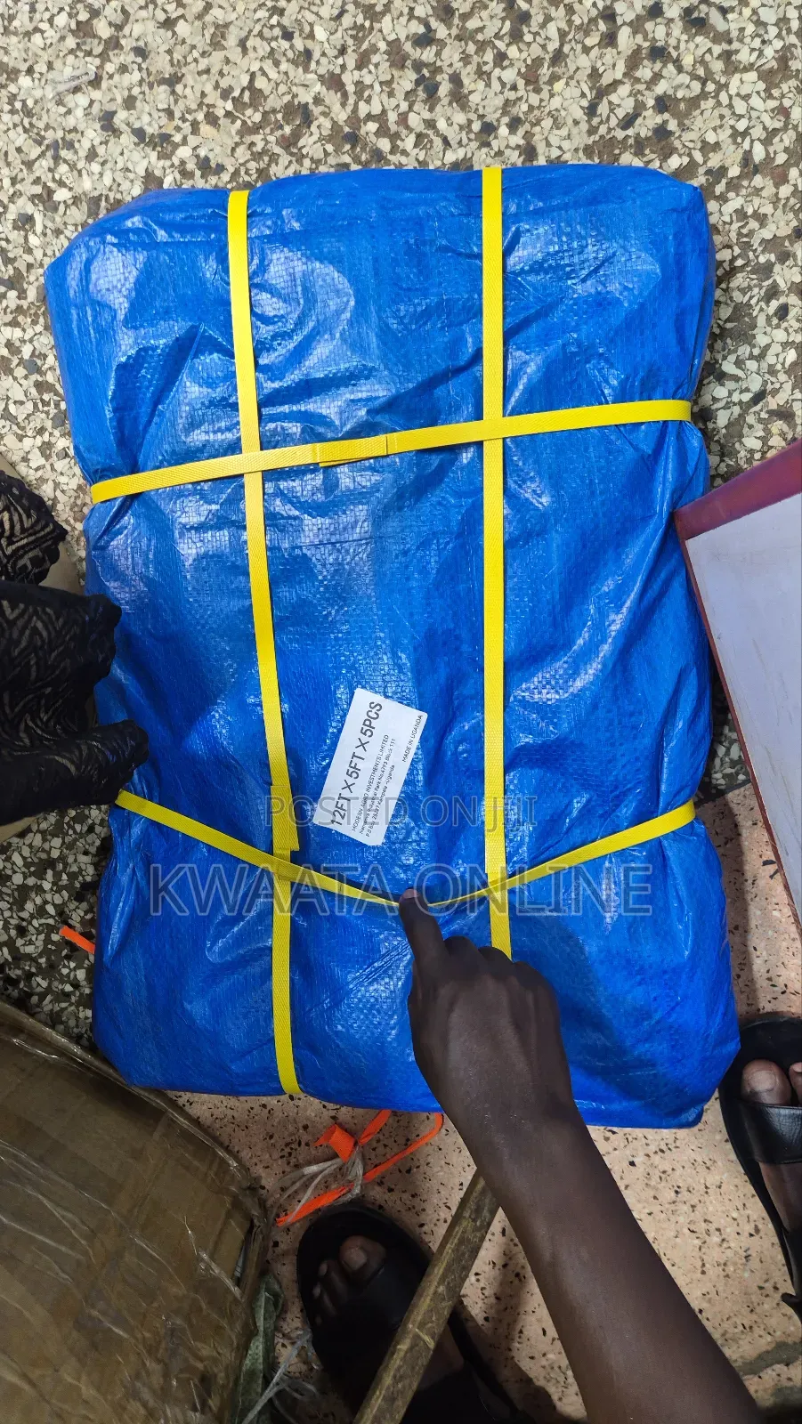 Multipurpose Waterproof Rain Tarpaulin Sheet With Eyelet (3x4 Meter)