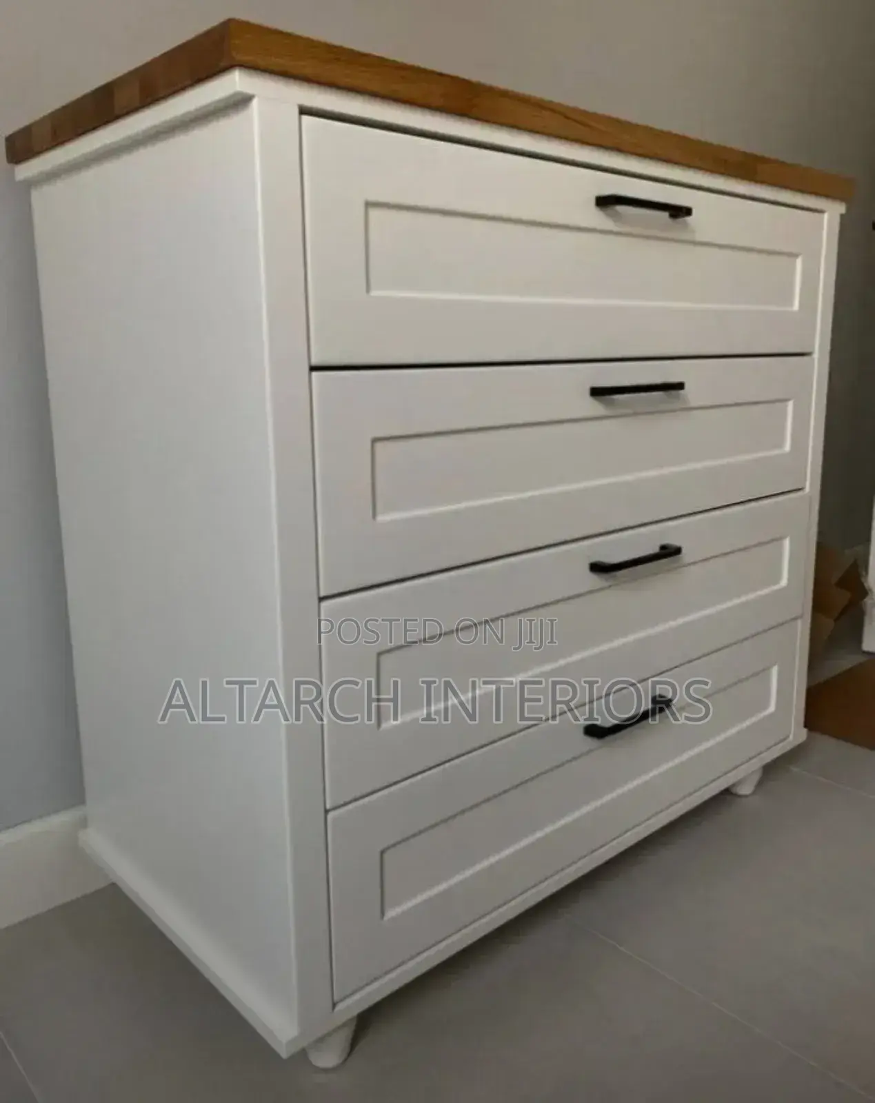 Chest of Drawers in White and Brown