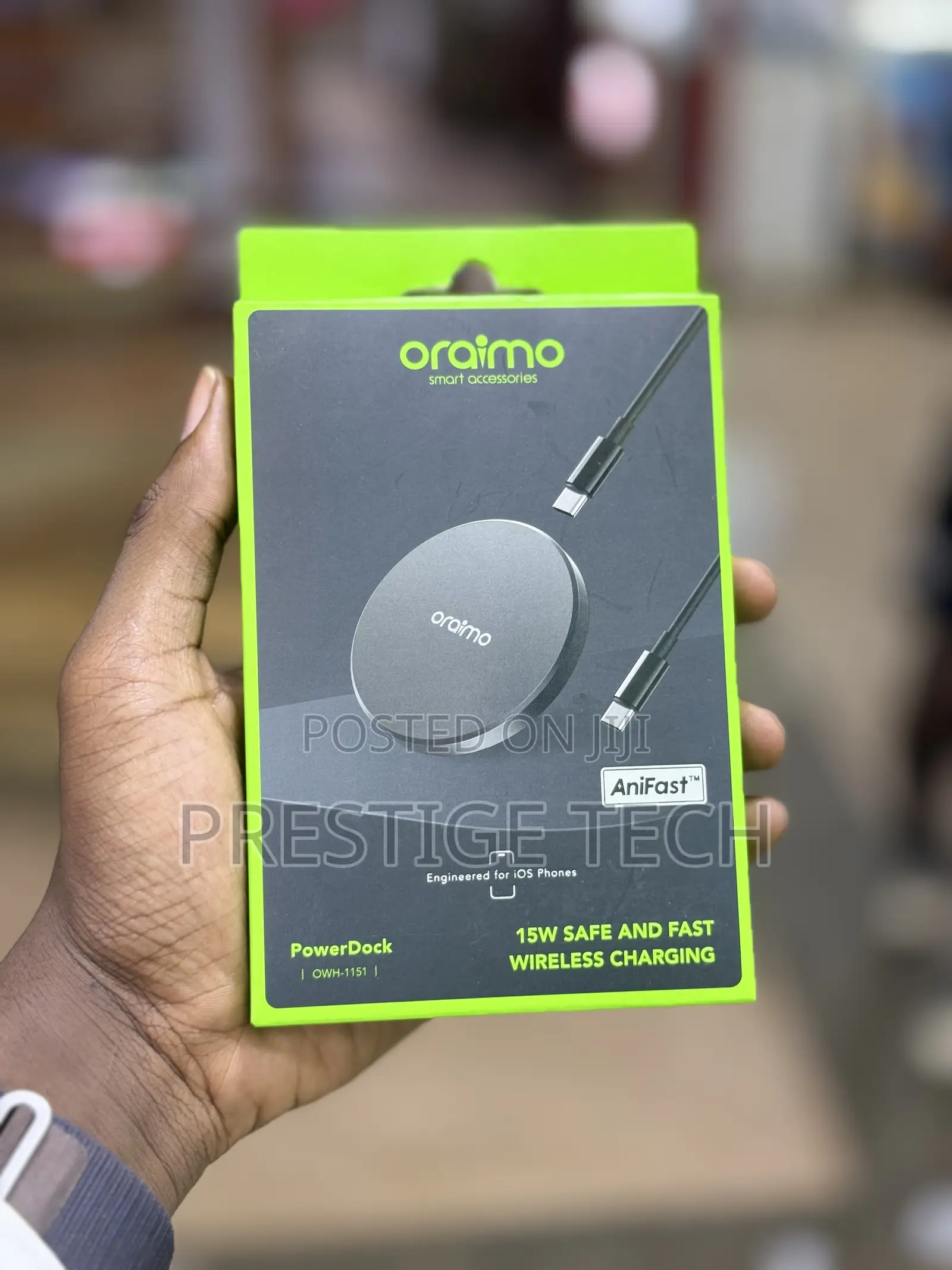 Oraimo Power Dock 15w Wireless Charger Magsafe Compatible