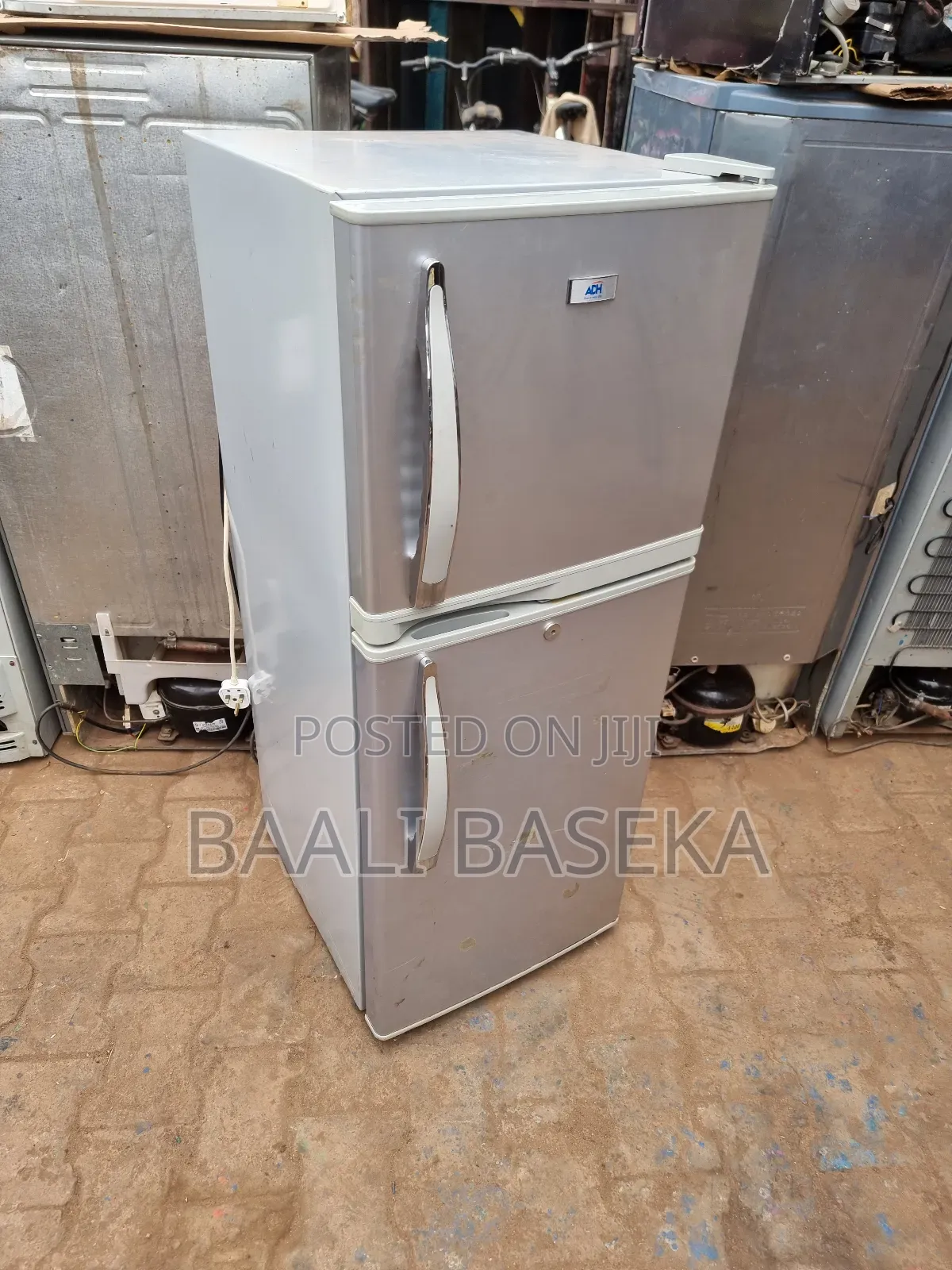 Fridge/Refrigerator Used 138l/Best Working Condition