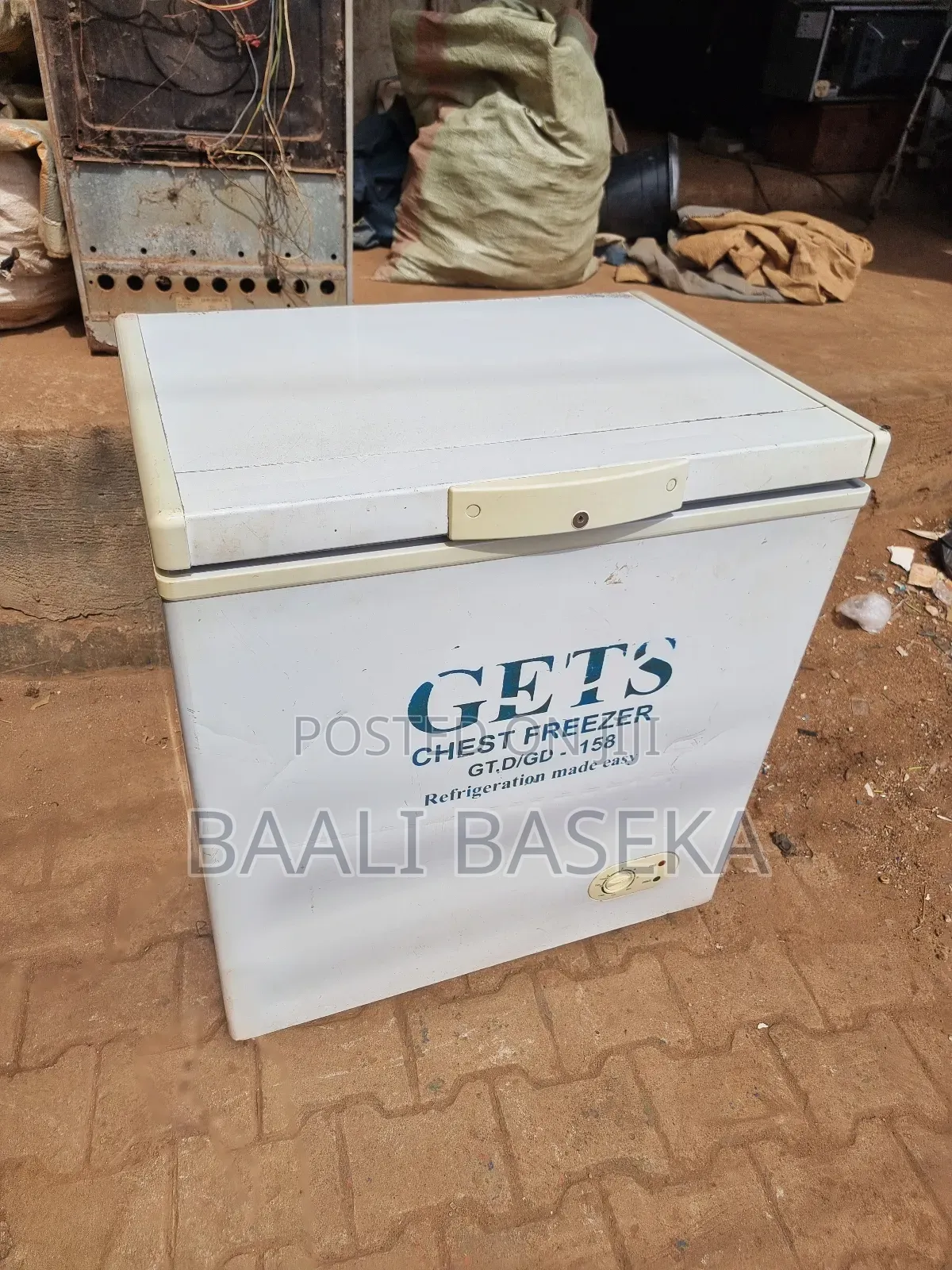 Freezer/Medium/ Used 160l/Gets
